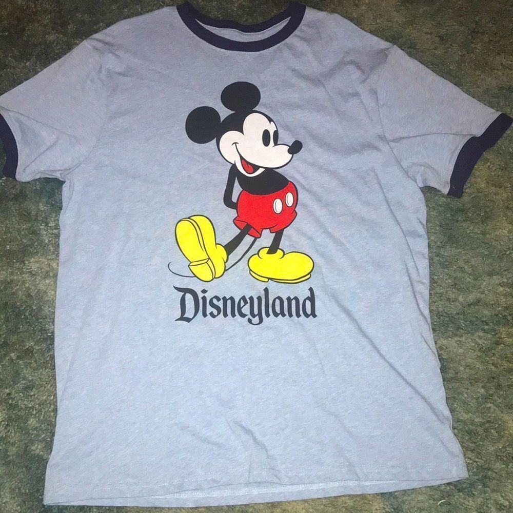 Disney Mickey Mouse Disneyland Large T-Shirt